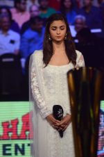 Alia Bhatt at Pro Kabaddi finals in NSCI on 23rd Aug 2015